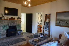 Charming Settlers Cottage - Image 5