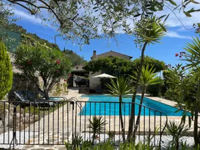 Lovely Studio with large terrace & access to pool - Image 2