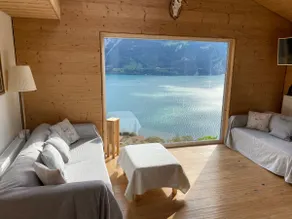 Chalet with lake & mountain views - Image 2