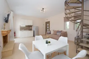 ALEXANDRA'S Residence - Image 2