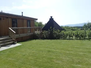 Cosy Lodge, Loch Lomond, BBQ Hut & stunning views - Image 4