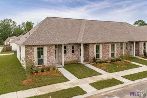 LSU 2 BR | Pet Friendly|Pool| Fitness| Sleep 4 - Image 4