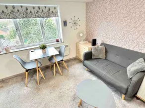 Horizon House, Modern Studio Flat, Parking Space, Oxford - Image 3