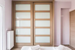 Μodern apartment with big garden - Image 5