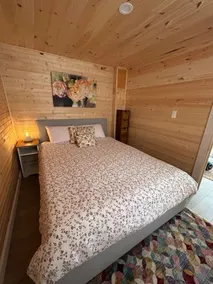 Norma's Retreat - Cozy 1 Bedroom Cabin - Image 4