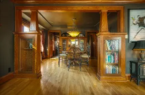 Classic Riverwest 3BR Upper Apartment - Image 4