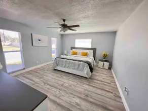 Modern & Spacious Retreat with Private Pool! - Image 5