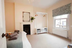 Clarence Cottage - Image 3