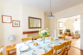 Sleeps 8 -Garden -Dog Friendly - Ravenscraig House - Image 5