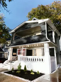 Look no further in Lakewood! 2bed 1bath Central AC - Image 2
