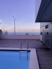 Cozy beachfront accommodation - Image 2