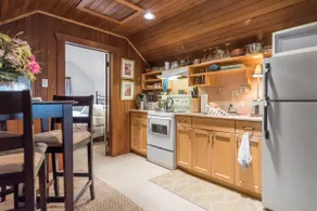 Charming Suite In Historic Grandview Woodland” - Image 4