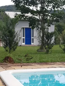 Jardim Secreto Porta Azul Cabin with Pool - Image 4