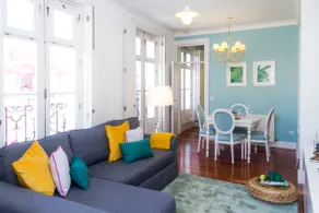 Liiiving in Porto | Ribeira Boutique Apartment - Image 1