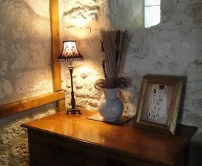 Faurelie Barn Conversion, spacious, bright + cosy! - Image 4