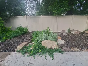 Roomy 3bdrm w/ enjoyable patio & centrally located - Image 5