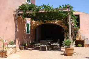 Ca”n Pels Nou-Son Oliver old Mallorcan house - Image 3