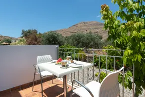 George's Villas - Image 2