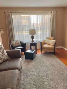 Clean, spacious 3 bdrm, 1.5 bath home in a safe location - Image 3