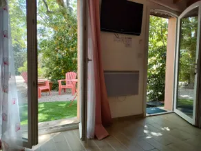 Self-contained studio near calanques Cassis Aix Marseille - Image 4