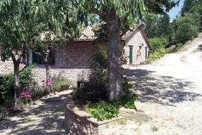 Apartment With 2 Bedrooms in Assisi, With Shared Pool - Image 4