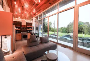 Downtown - 2 miles away - Grocery/Restaurants - 1 minute away - Image 3