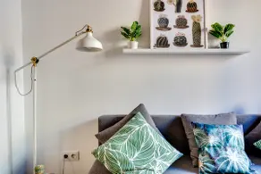 Charming & Convenient Apartment Near Plaza Espanya - Image 5