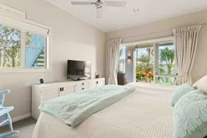 Intrepid Retreat - A luxurious Beachlands Escape - Image 3