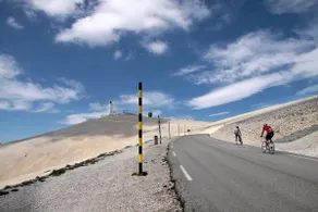 Luxurious apartment at the foot of Ventoux, Quiet, Central, Bike - Image 2