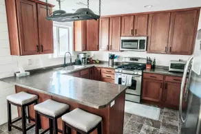 Mins to Lagoon, DT, & Airport! Fenced Yard & BBQ! - Image 3