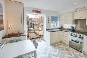 Host & Stay - The Cottage, Marske - Image 4