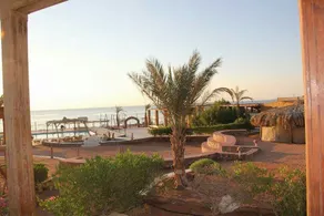 Sea view serviced apartment - Image 5