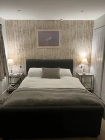 Stone lodge- a Cotswold couples getaway - Image 3