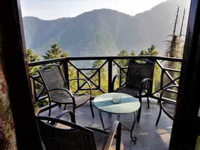 Shant Kuti - A Luxury Cottage With A Superb View - Image 2