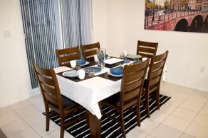 Large 4 Bed room house - Image 5