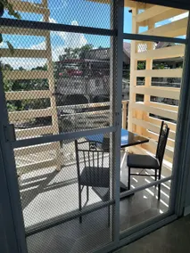 Excellent 3 Bedroom Townhouse, Near Capital Arena - Image 2