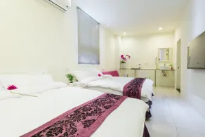 Classic 4-person room ~ Elegant and beautiful - Image 3