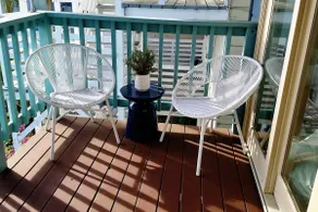 Sunny Victorian with Stunning Bay and City Views - Image 3