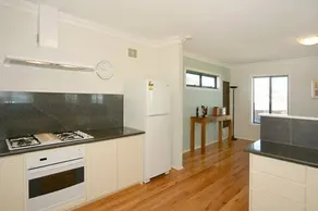 Island View Beach House - Premium Beach Front - Image 4