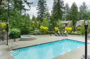 Cultus Lake Cottage w Pools HotTubs BBQ Pickleball - Image 5