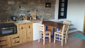 New apartment within ancient walls - Image 2