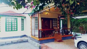 Reuben's Colonial Home Stay - Image 2