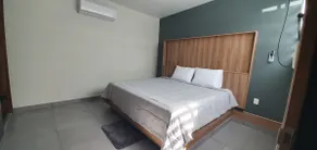 New San Carlos Apartment - Image 4
