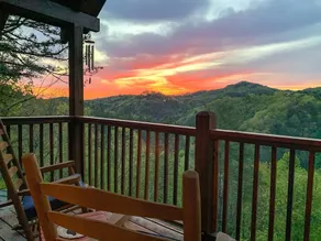 UNFORGETTABLE VIEWS⭐️Private⭐️Hot Tub⭐️Nature - Image 3