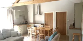 The Foragers: Modern & luxurious 3 bed apartment - Image 5
