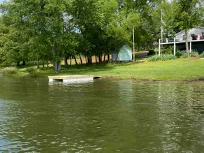 Douglas Lake Campground Lakefront House, Dandridge - Image 5