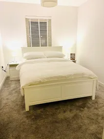 FRESH AND CLEAN APARTMENT ---STIRLING--- - Image 2