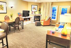 Resort Escape - Lovely 1 Bedroom + Full Kitchen - Image 3