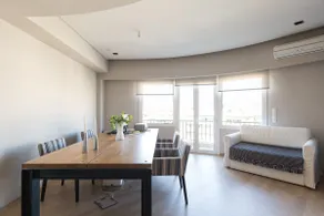 Luxury Suite Apt5120 - Image 2