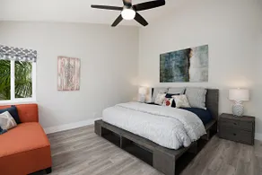 Chic Upstairs Condo Steps from Strands Beach - Image 3